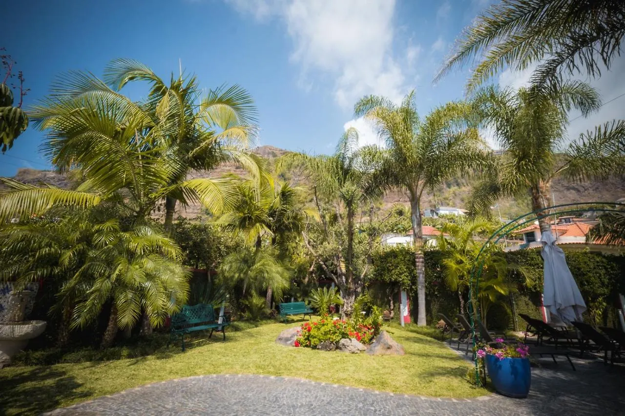 Quinta da Tia Briosa, casa da Mãe I Vila Ponta do Sol  Portugal