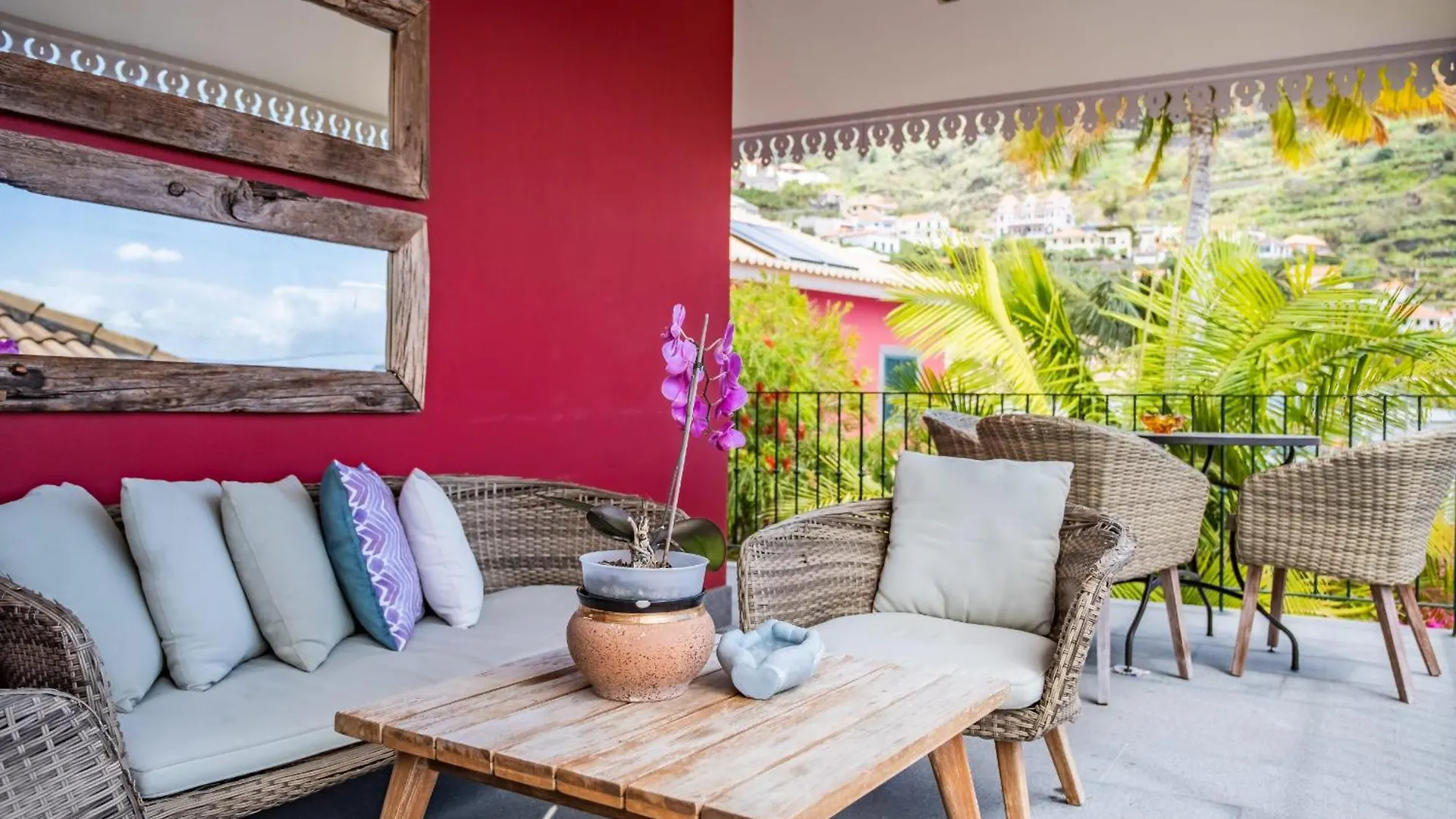 Casa de Férias Quinta da Tia Briosa, casa da Mãe I Vila Ponta do Sol